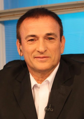 Dr. Gustavo Idoyaga